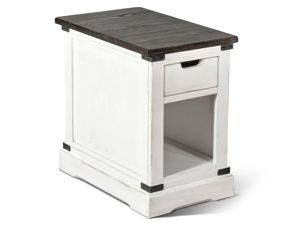 DeLaneyChairsideTable1_oaj9jt
