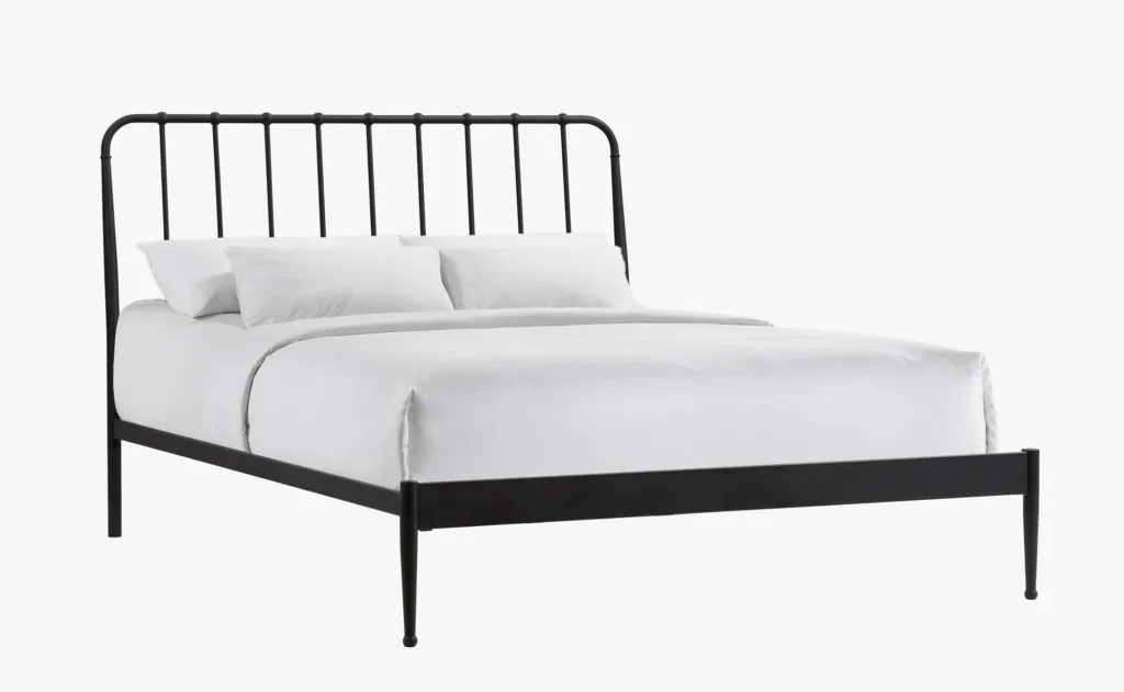 FarmhouseQueen_Bed1