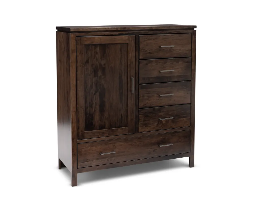 MaverickChifforobe11202401