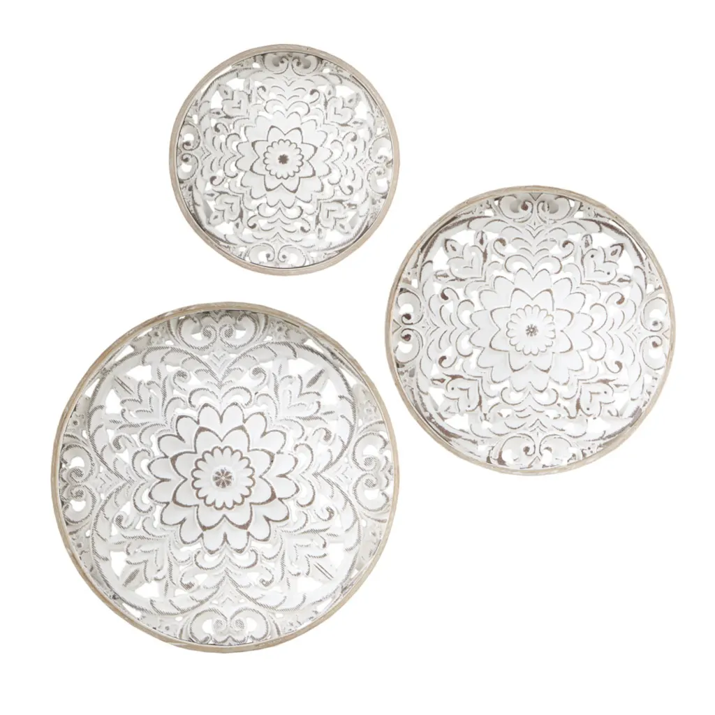 MedallionDistressedWhiteSet312202401