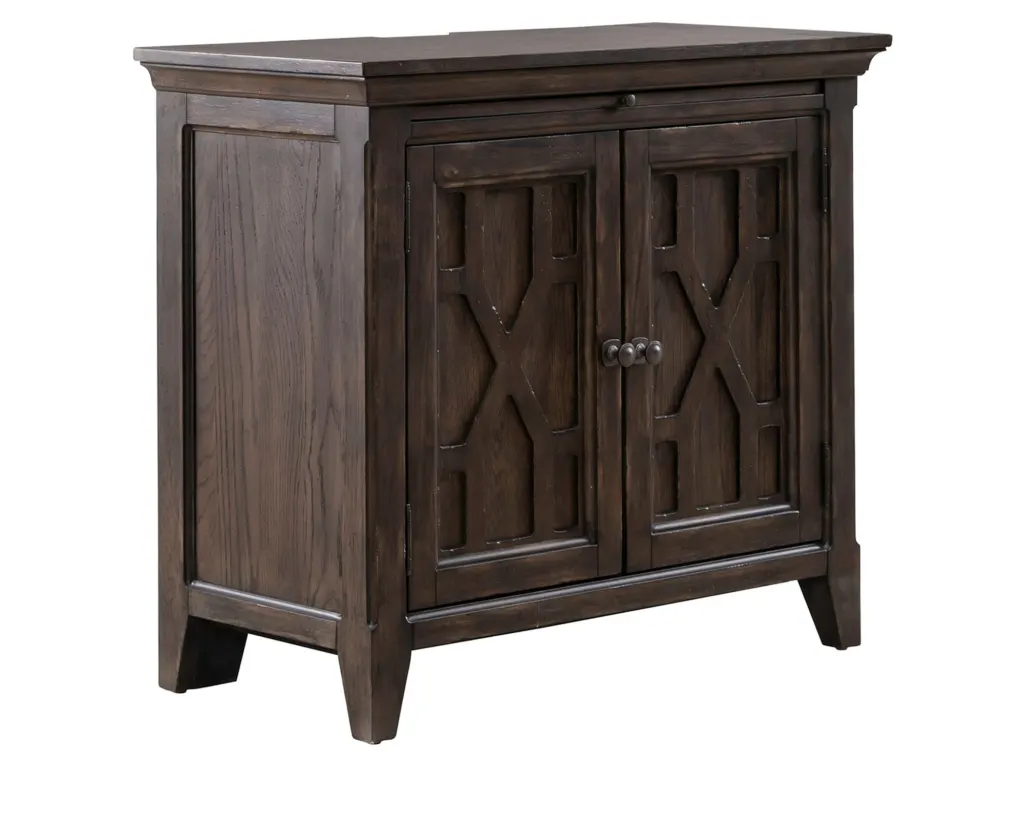 SkokieBedsideChest1