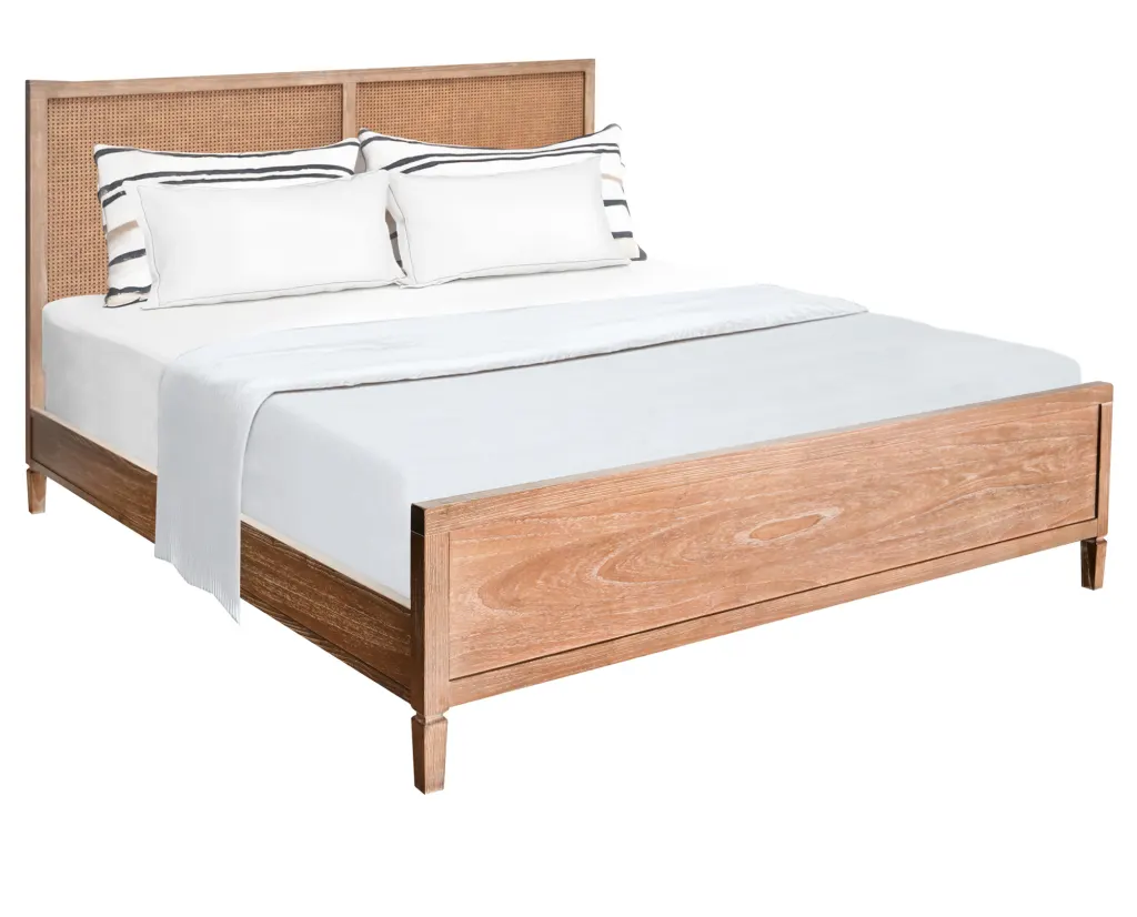 TawnyQueenBed1